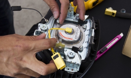 Mỹ muốn triệu hồi 67 triệu ô tô do lỗi mới liên quan đến túi khí